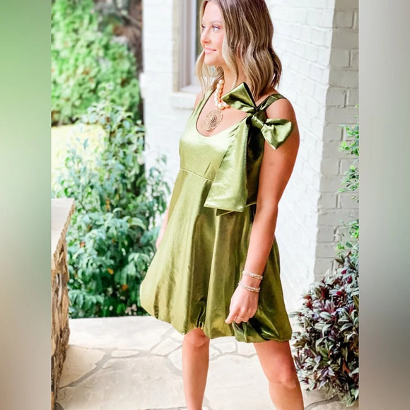 B.Right olive green shimmer balloon bottom sleeveless dress NWT - Picture 10 of 11